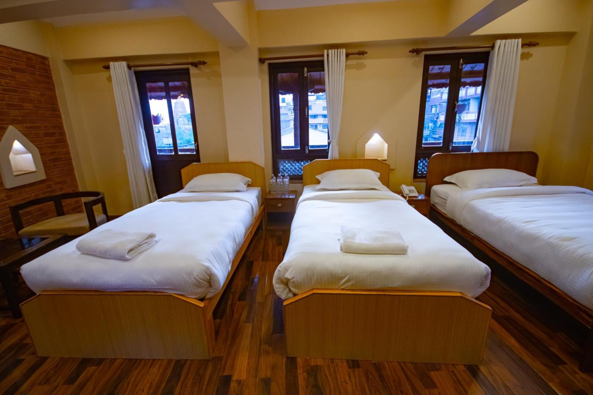 Hotel Sweet Home บักตะปูร์ ภายนอก รูปภาพ