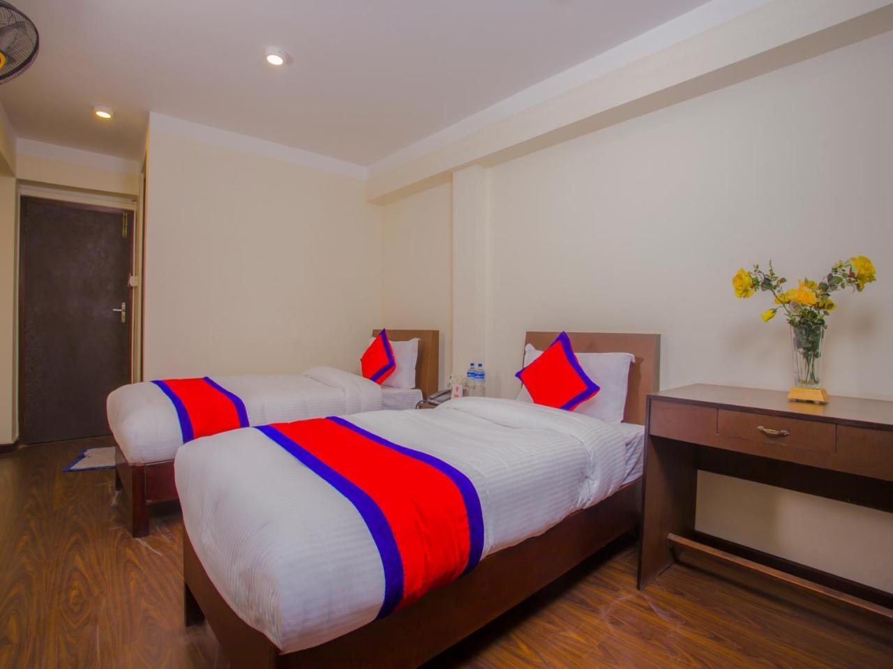 Hotel Sweet Home บักตะปูร์ ภายนอก รูปภาพ